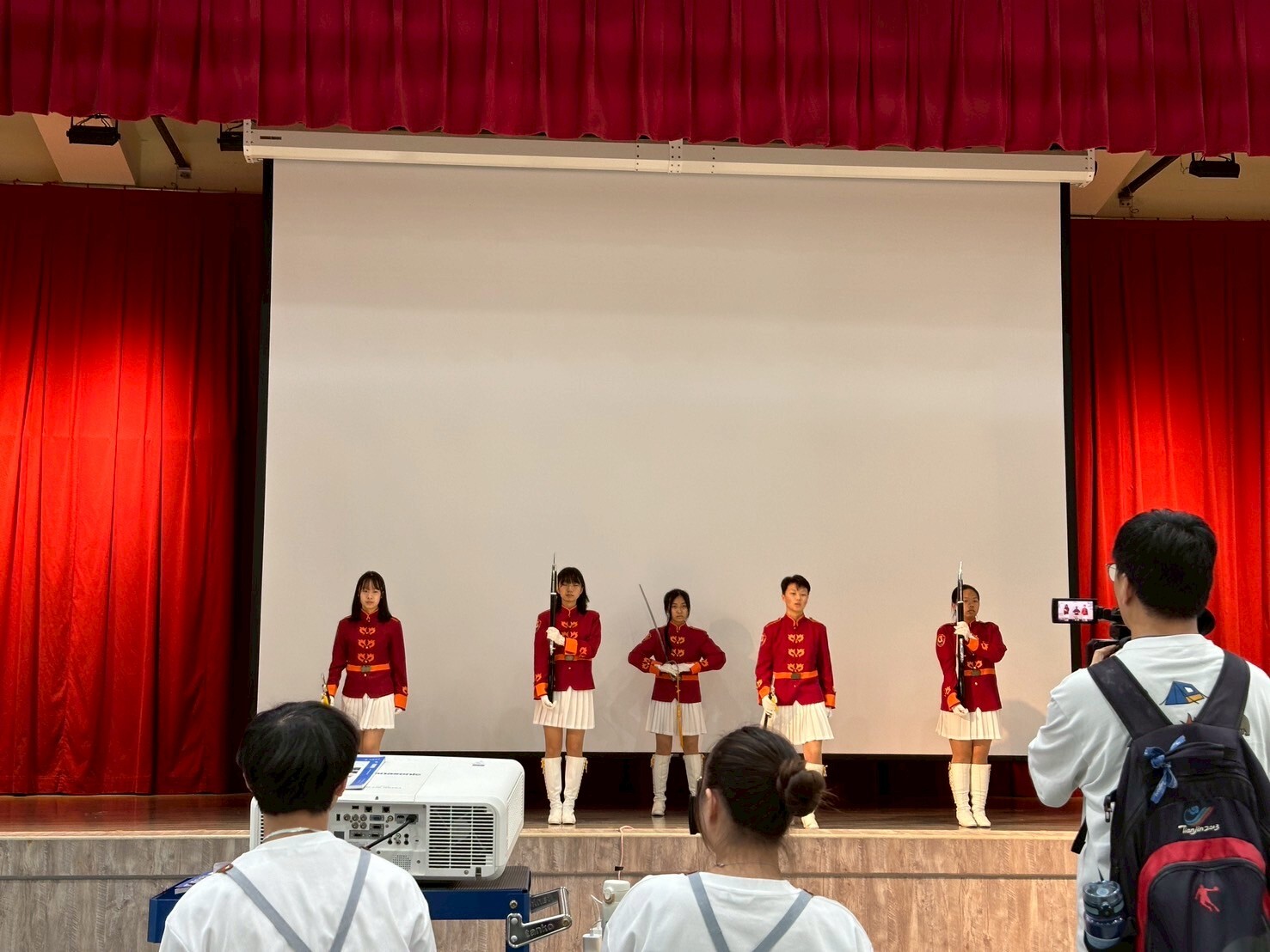山與海的對話08